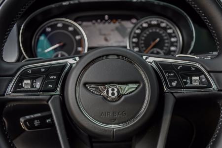 Used 2018 Bentley Bentayga W12 Signature | Downers Grove, IL