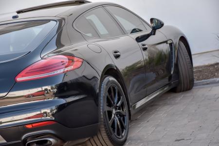 Used 2015 Porsche Panamera 4 Premium Plus | Downers Grove, IL