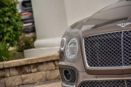 Used 2018 Bentley Bentayga W12 Signature | Downers Grove, IL