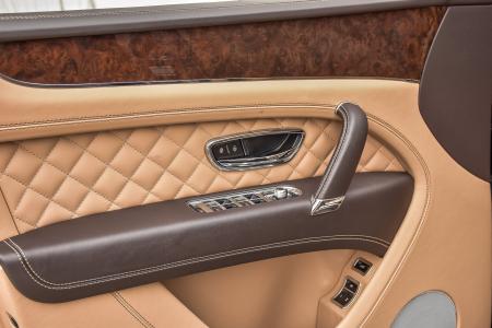 Used 2018 Bentley Bentayga W12 Signature | Downers Grove, IL