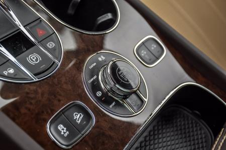 Used 2018 Bentley Bentayga W12 Signature | Downers Grove, IL