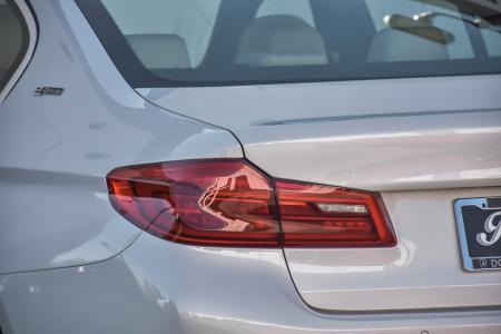 Used 2019 BMW 5 Series 530e xDrive iPerformance Luxe/Prem | Downers Grove, IL