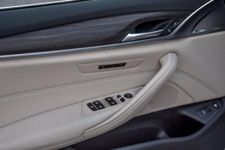 Used 2019 BMW 5 Series 530e xDrive iPerformance Luxe/Prem | Downers Grove, IL