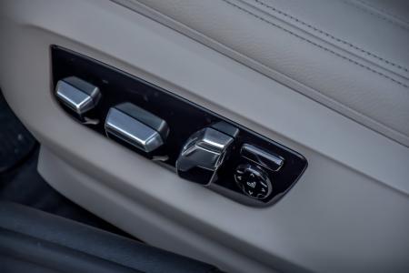 Used 2019 BMW 5 Series 530e xDrive iPerformance Luxe/Prem | Downers Grove, IL