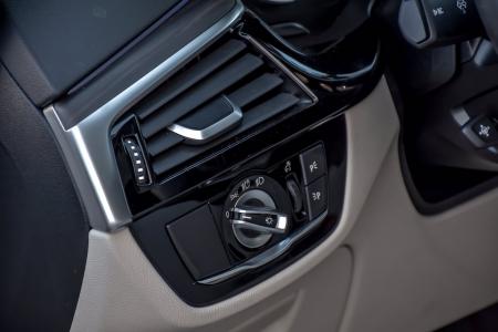 Used 2019 BMW 5 Series 530e xDrive iPerformance Luxe/Prem | Downers Grove, IL