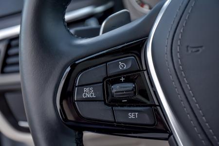 Used 2019 BMW 5 Series 530e xDrive iPerformance Luxe/Prem | Downers Grove, IL