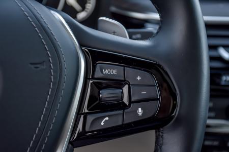 Used 2019 BMW 5 Series 530e xDrive iPerformance Luxe/Prem | Downers Grove, IL