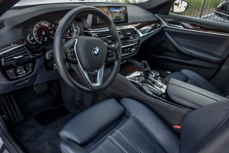 Used 2018 BMW 5 Series 540i xDrive Premium | Downers Grove, IL