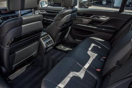 Used 2018 BMW 7 Series 750i Executive M-Sport | Downers Grove, IL