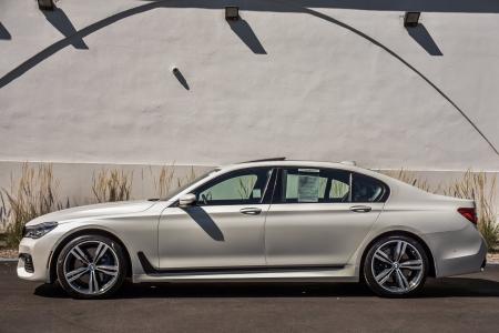 Used 2018 BMW 7 Series 750i Executive M-Sport | Downers Grove, IL