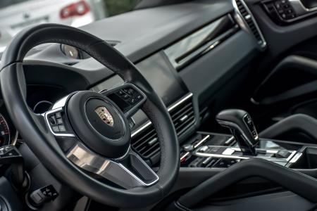 Used 2019 Porsche Cayenne S Premium | Downers Grove, IL