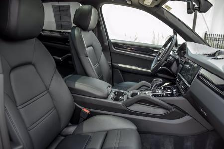 Used 2019 Porsche Cayenne S Premium | Downers Grove, IL