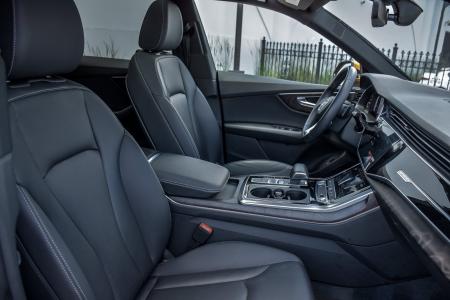 Used 2019 Audi Q8 Prestige Year One/Black Optic Pkg | Downers Grove, IL