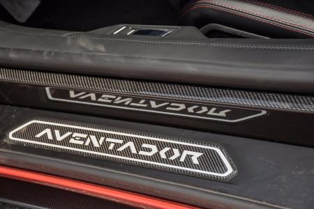 Used 2018 Lamborghini Aventador S Roadster | Downers Grove, IL
