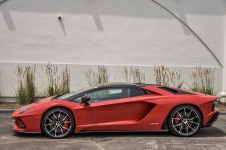 Used 2018 Lamborghini Aventador S Roadster | Downers Grove, IL