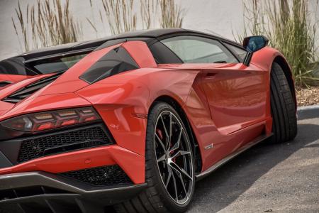 Used 2018 Lamborghini Aventador S Roadster | Downers Grove, IL