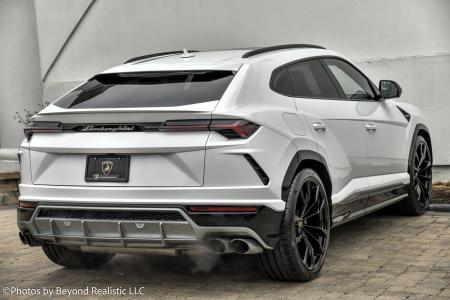 New 2021 Lamborghini Urus  | Downers Grove, IL