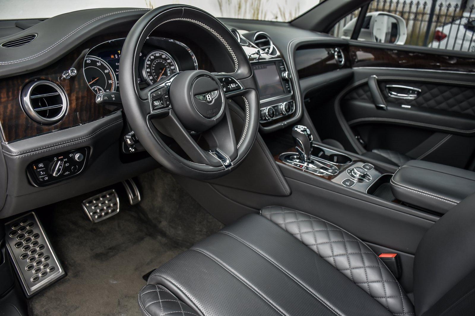 Used 2018 Bentley Bentayga Mulliner Black Edition | Downers Grove, IL