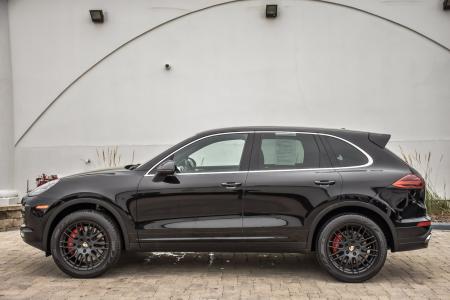 Used 2015 Porsche Cayenne Turbo | Downers Grove, IL