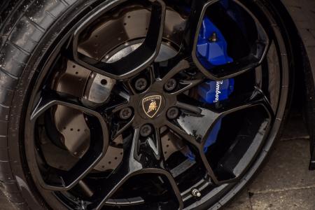 Used 2018 Lamborghini Huracan LP 580-2 Spyder With Navigation | Downers Grove, IL