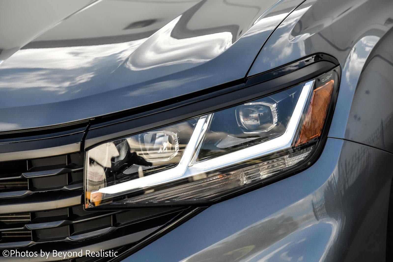 Used 2020 Volkswagen Atlas Cross Sport 3.6L V6 SEL Premium R-Line | Downers Grove, IL