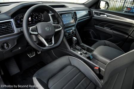 Used 2020 Volkswagen Atlas Cross Sport 3.6L V6 SEL Premium R-Line | Downers Grove, IL