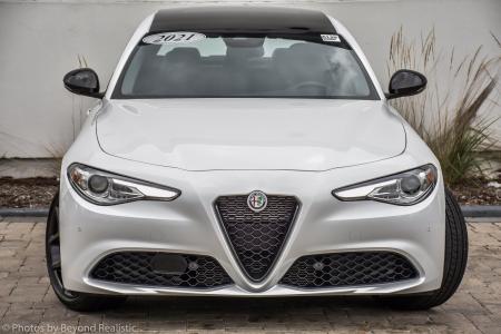Used 2021 Alfa Romeo Giulia Ti | Downers Grove, IL