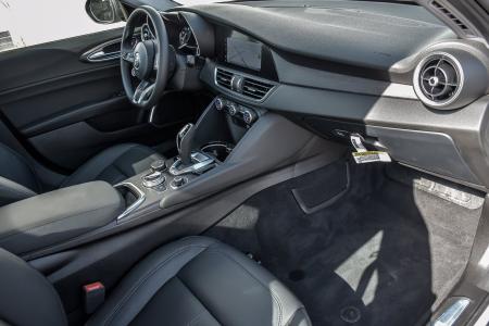 Used 2021 Alfa Romeo Giulia Ti | Downers Grove, IL
