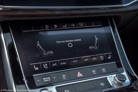Used 2019 Audi Q8 Premium Plus Year One/Black Optic Pkg | Downers Grove, IL