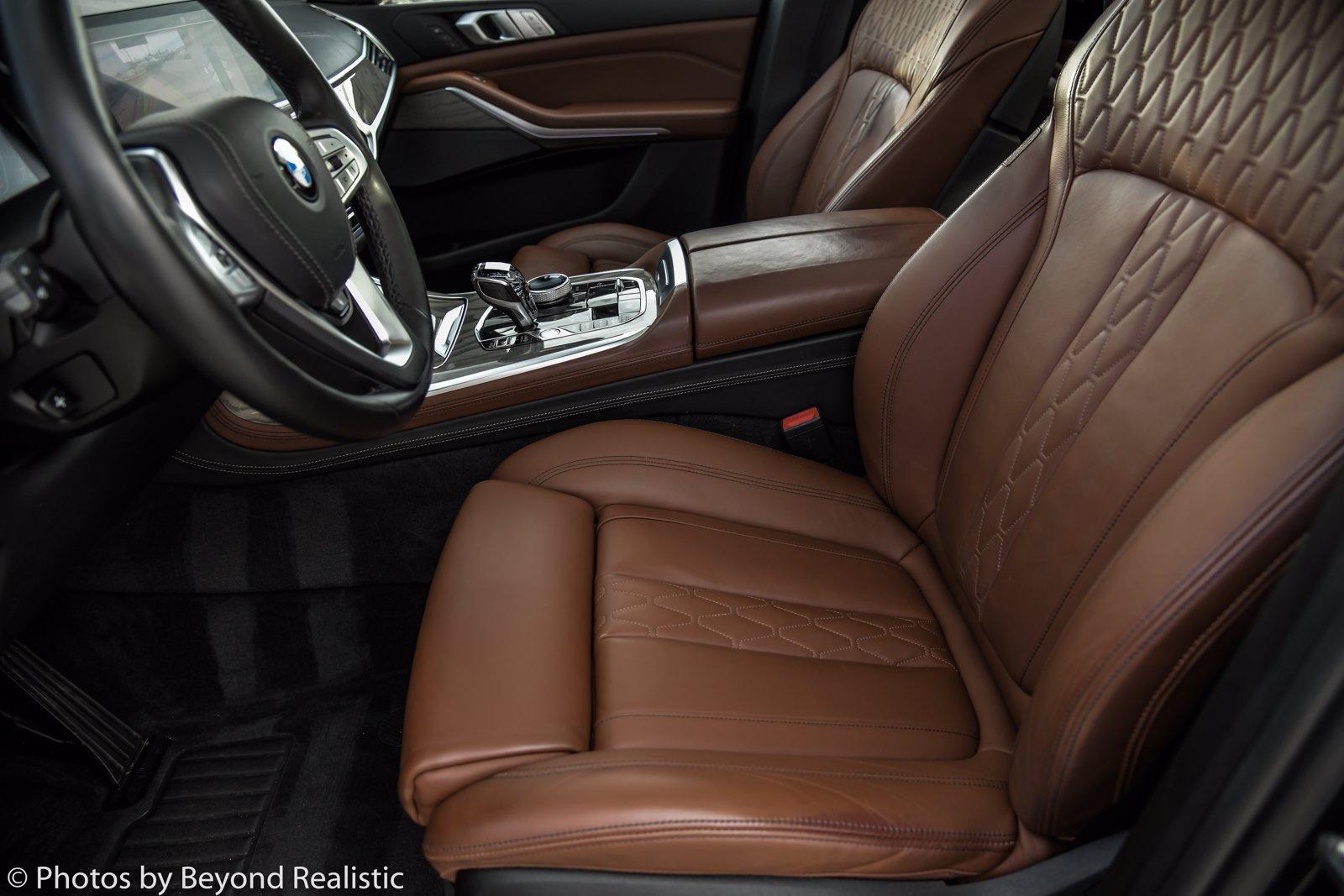 2019 BMW X7 xDrive40i Premium, 3rd Row, Rear Seat Entertainment Stock