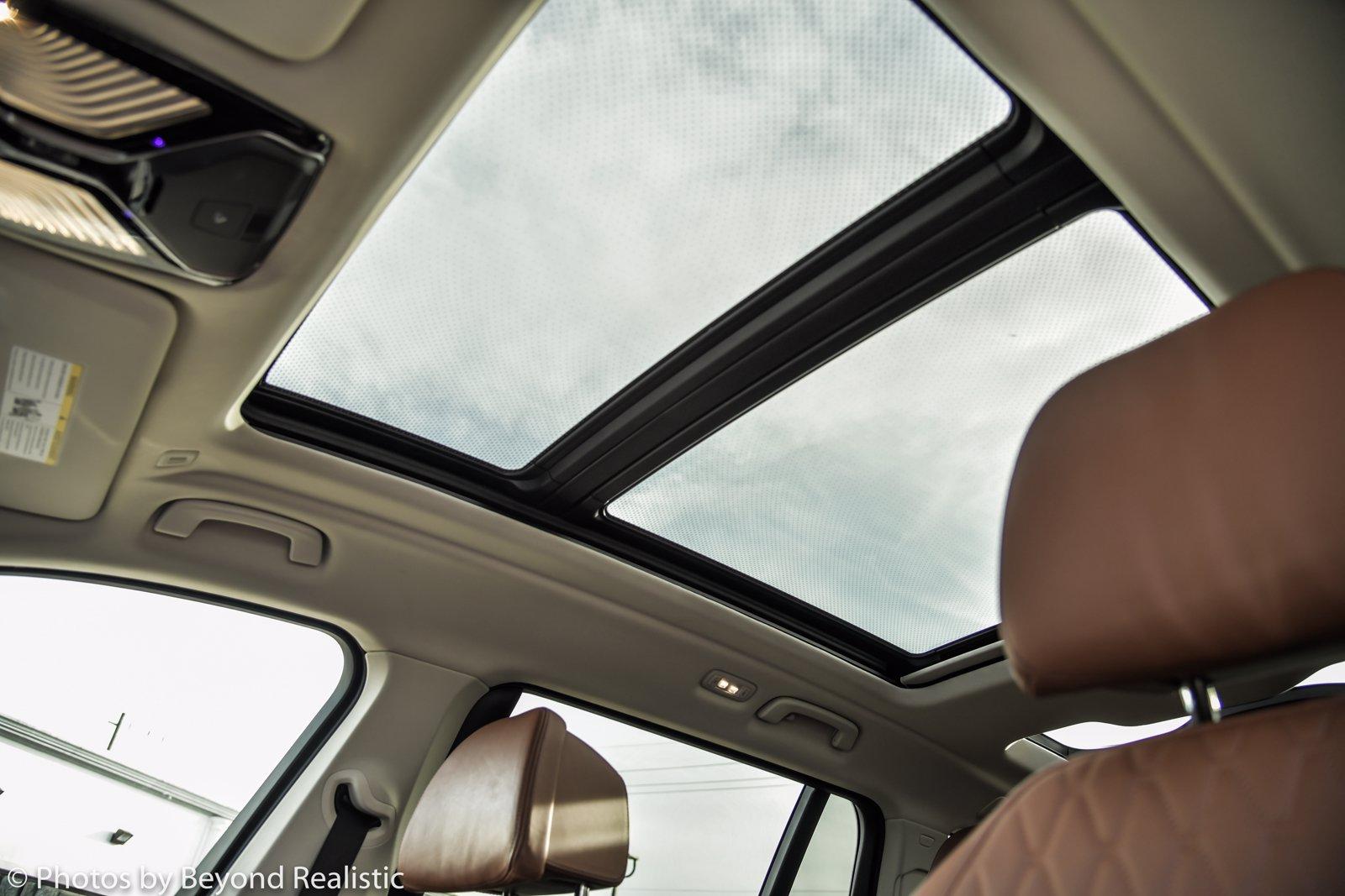 2019 BMW X7 xDrive40i Premium, 3rd Row, Rear Seat Entertainment Stock