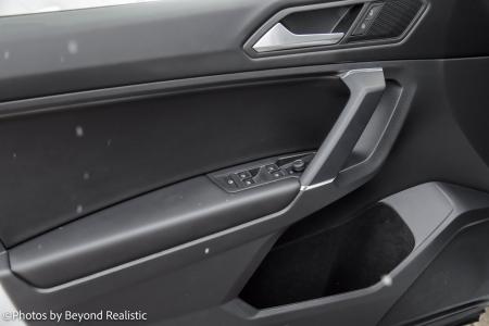 Used 2020 Volkswagen Tiguan SE w/3rd Row | Downers Grove, IL