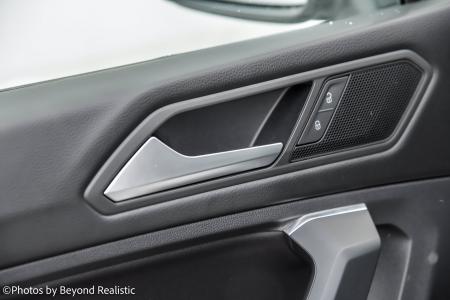 Used 2020 Volkswagen Tiguan SE w/3rd Row | Downers Grove, IL
