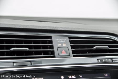 Used 2020 Volkswagen Tiguan SE w/3rd Row | Downers Grove, IL