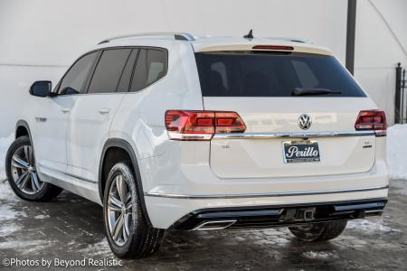 Used 2019 Volkswagen Atlas 3.6L V6 SE w/Technology R-Line | Downers Grove, IL