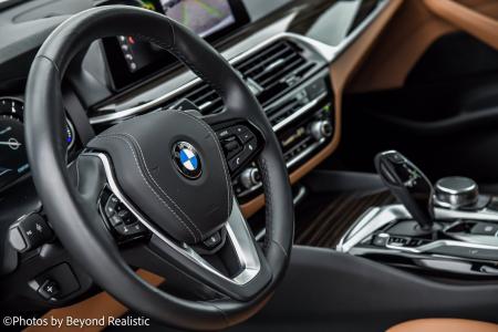 Used 2019 BMW 5 Series 530i xDrive Premium 2/ Sport | Downers Grove, IL