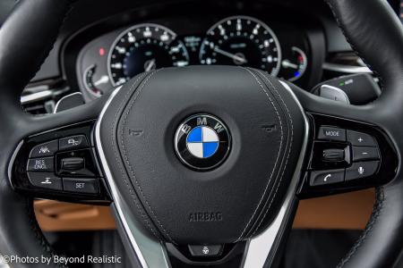 Used 2019 BMW 5 Series 530i xDrive Premium 2/ Sport | Downers Grove, IL