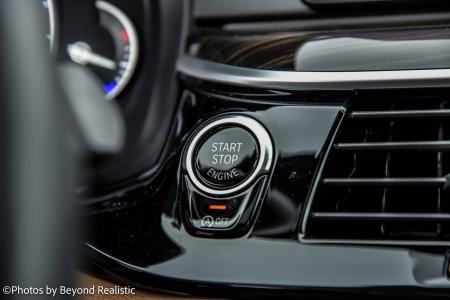Used 2019 BMW 5 Series 530i xDrive Premium 2/ Sport | Downers Grove, IL