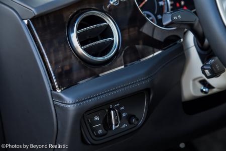 Used 2019 Bentley Bentayga V8 | Downers Grove, IL