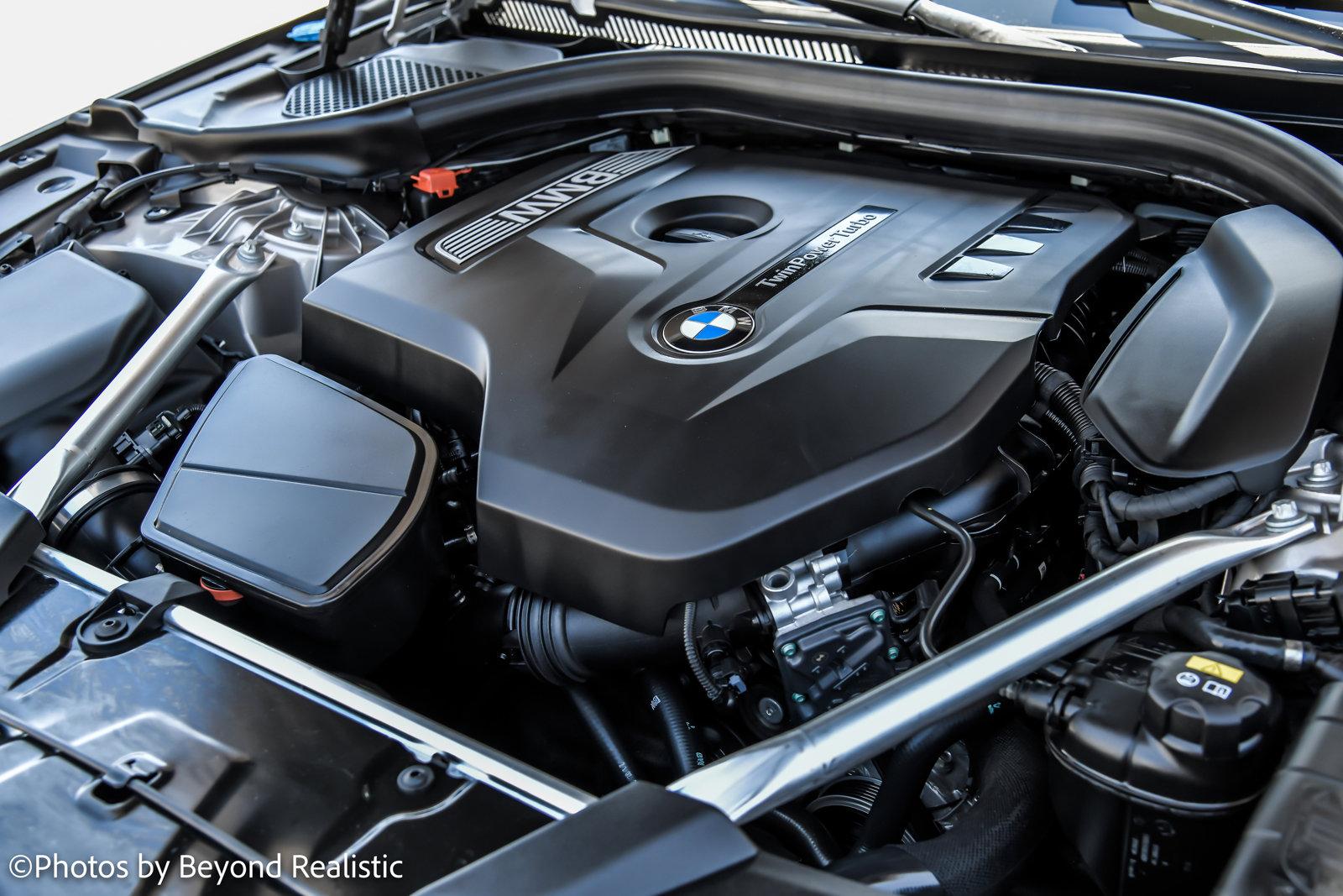 Used 2019 BMW 5 Series 530i xDrive, Premium 2 Pkg, Luxury Pkg | Downers Grove, IL