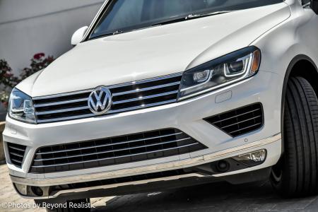 Used 2016 Volkswagen Touareg Lux | Downers Grove, IL