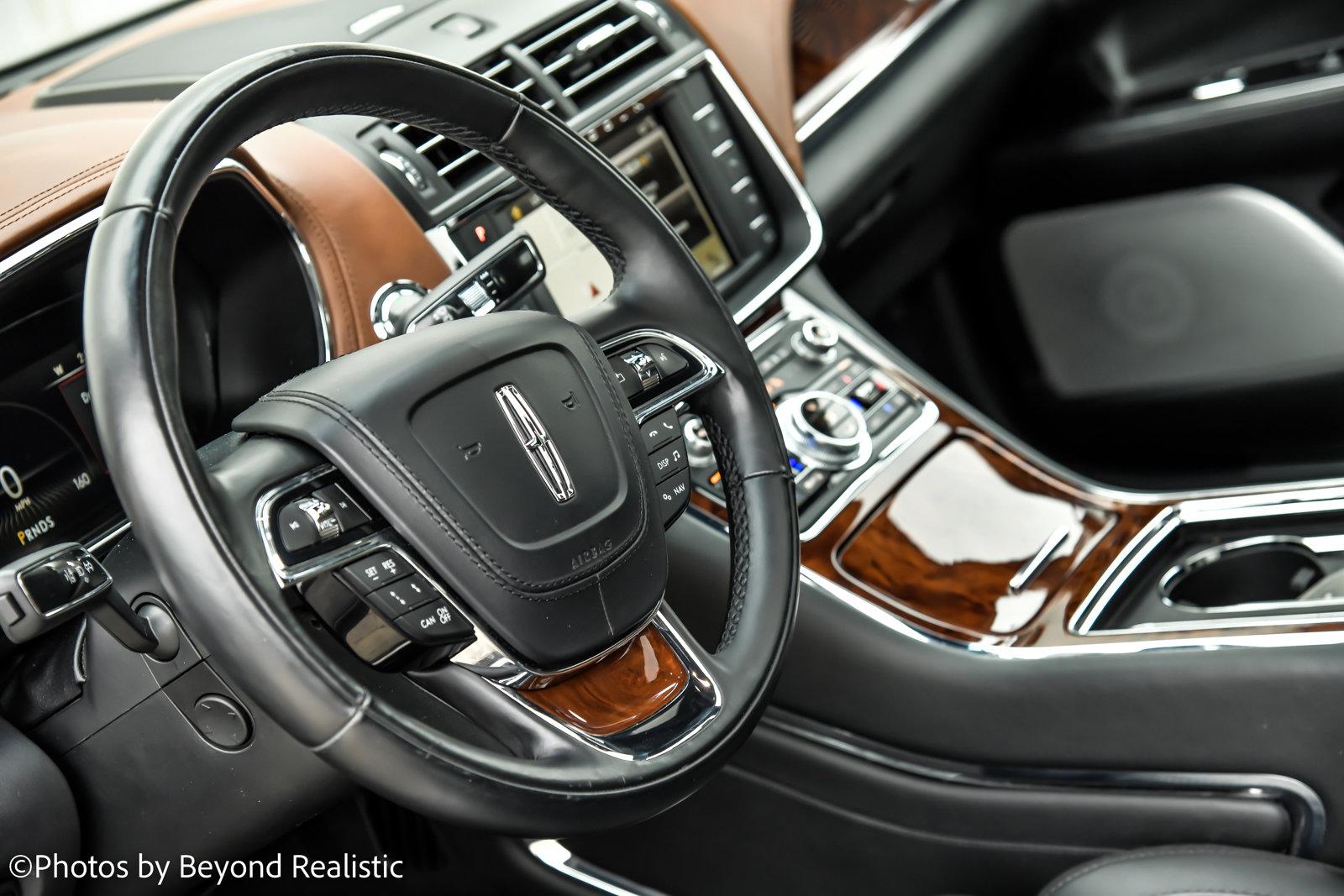 2017 lincoln continental black label