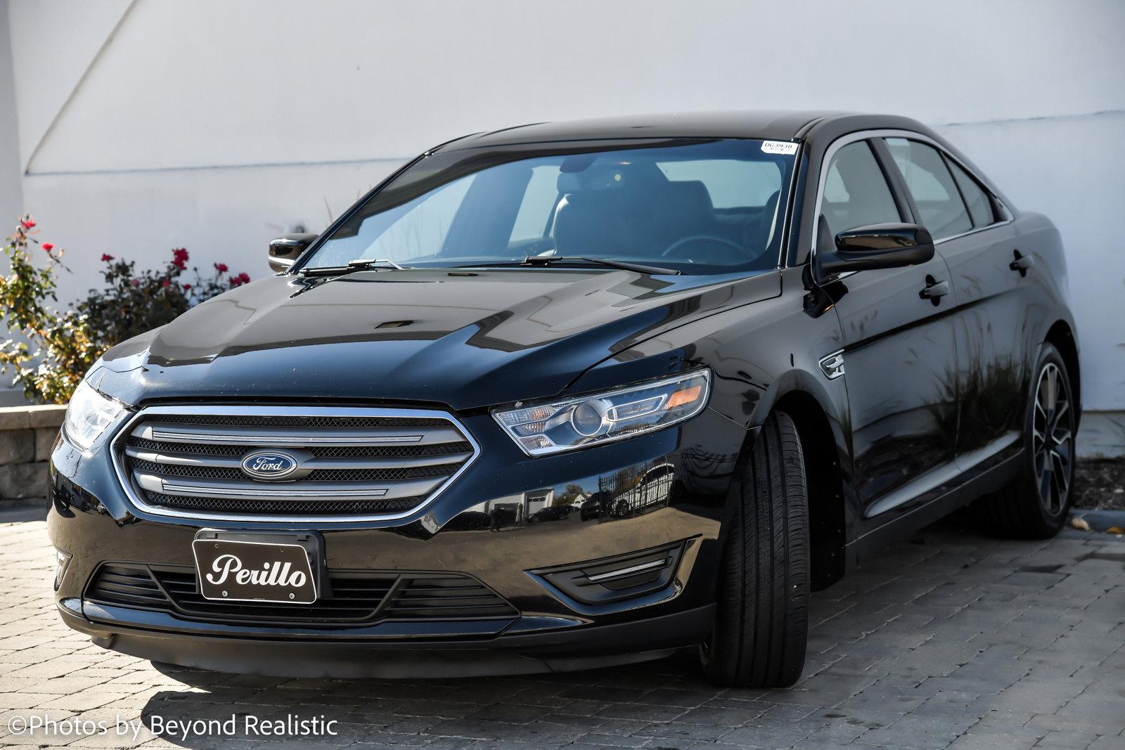 Used 2017 Ford Taurus SEL | Downers Grove, IL