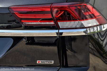 Used 2022 Volkswagen Atlas Cross Sport 3.6L V6 SEL Premium R-Line | Downers Grove, IL