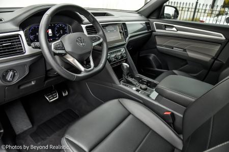 Used 2021 Volkswagen Atlas Cross Sport 3.6L V6 SEL R-Line | Downers Grove, IL