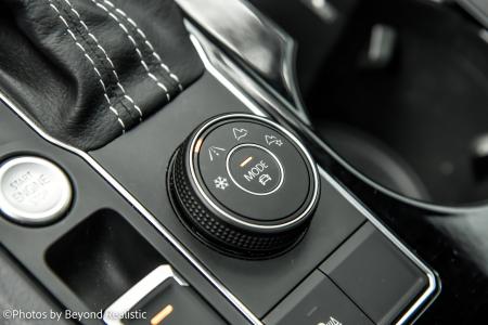 Used 2021 Volkswagen Atlas Cross Sport 3.6L V6 SEL R-Line | Downers Grove, IL