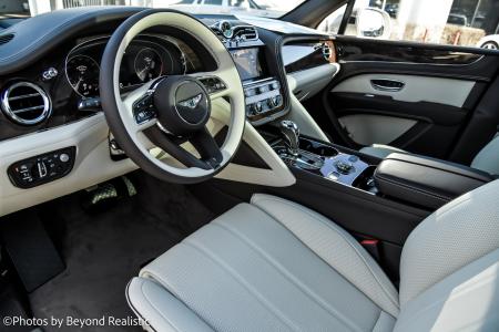 New 2023 Bentley Bentayga EWB V8 | Downers Grove, IL