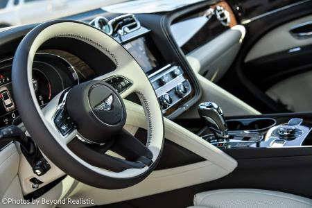New 2023 Bentley Bentayga EWB V8 | Downers Grove, IL