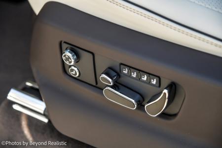 New 2023 Bentley Bentayga EWB V8 | Downers Grove, IL