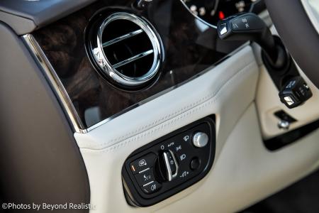 New 2023 Bentley Bentayga EWB V8 | Downers Grove, IL